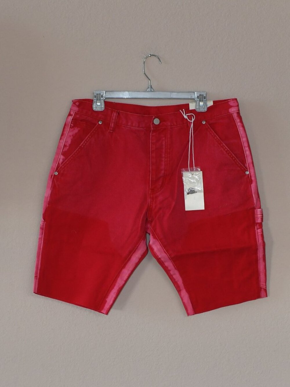 NWT Mens MNML Red Denim Raw Hem Carpenter Painter Streetwear Shorts Size 33 R404